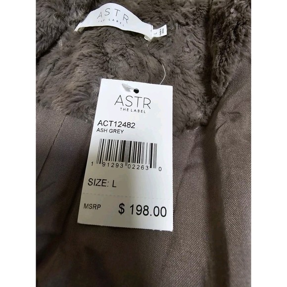 ASTR The Label Jacket Womens Large Grey Coat No Closure Soft Fuzzy W/Pockets NWT - Picture 11 of 13